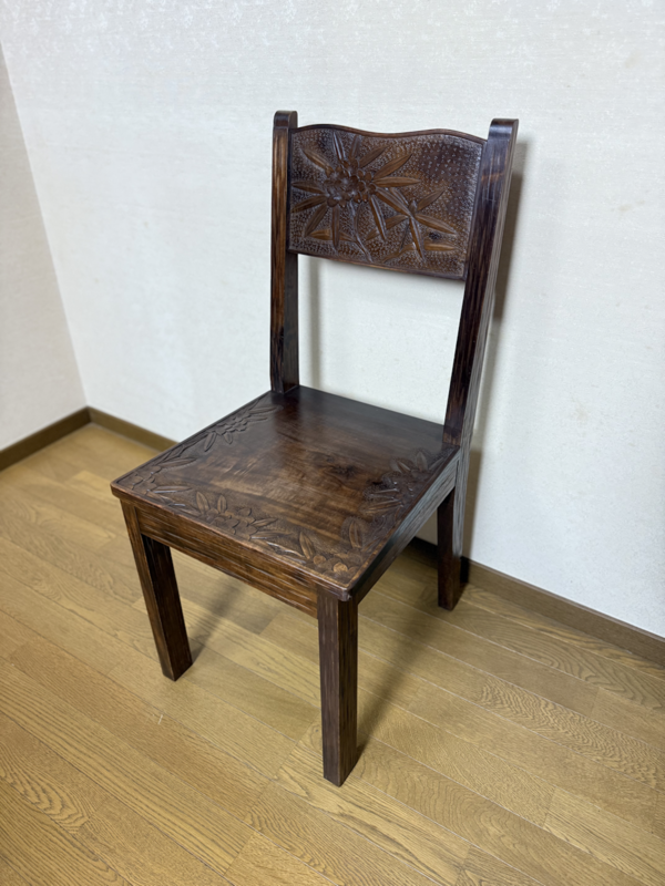 チェアー　二ツ山　シャクナゲ